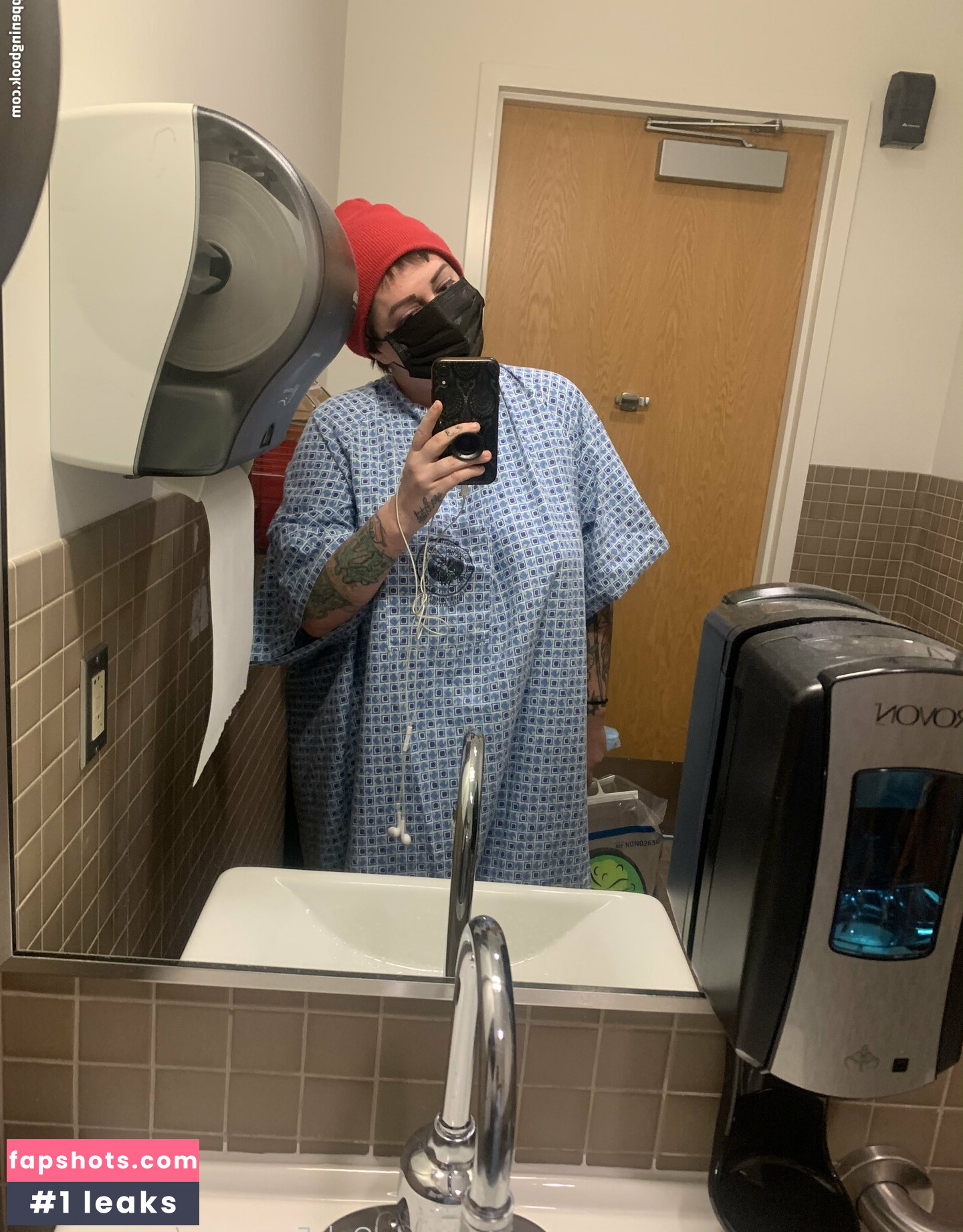 creepyqueen nude babe gallery