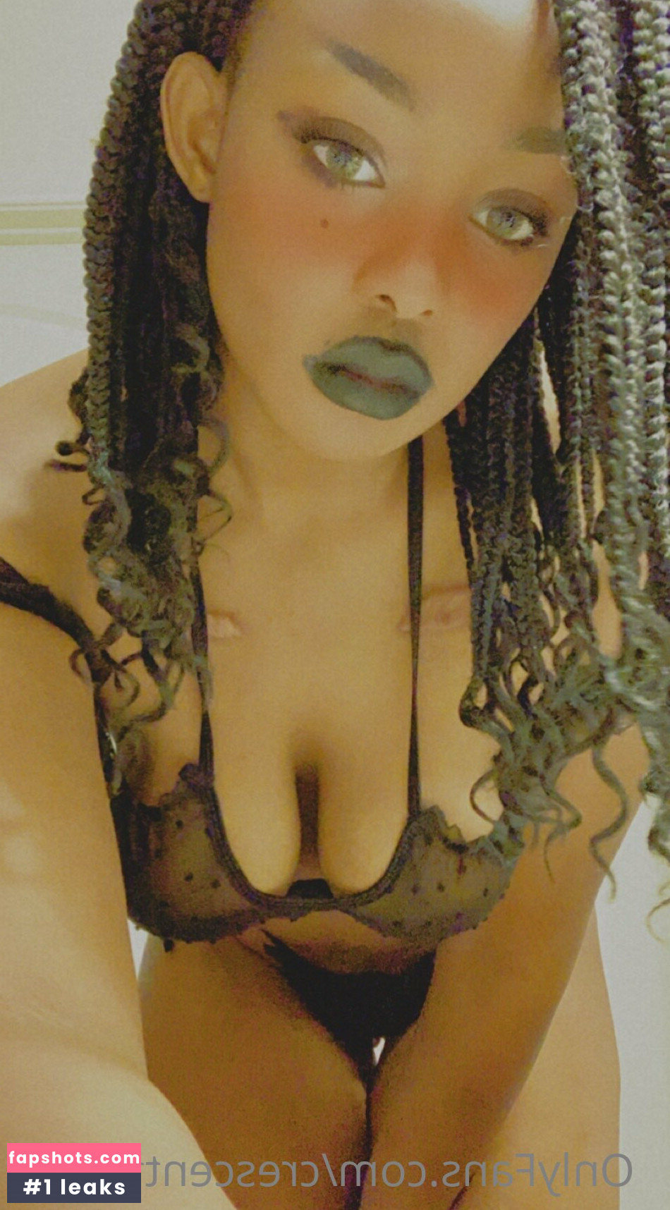 crescentfairyyy nude babe gallery