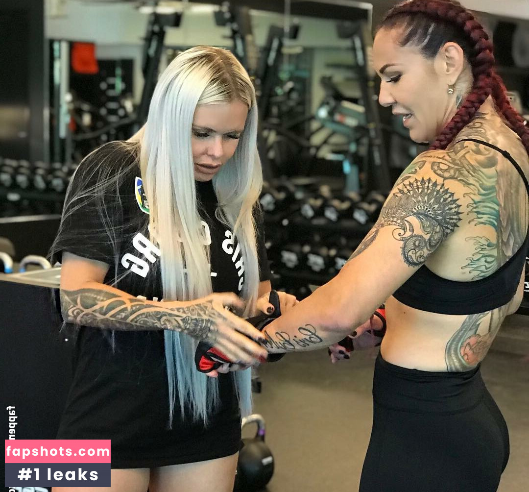Cris Cyborg gallery photo #3