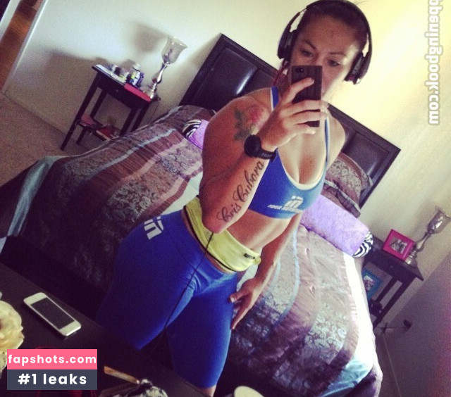 Cris Cyborg gallery photo #22