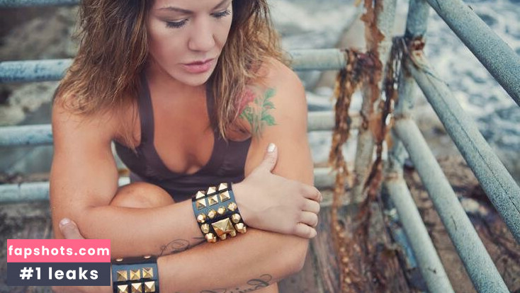 Cris Cyborg gallery photo #32
