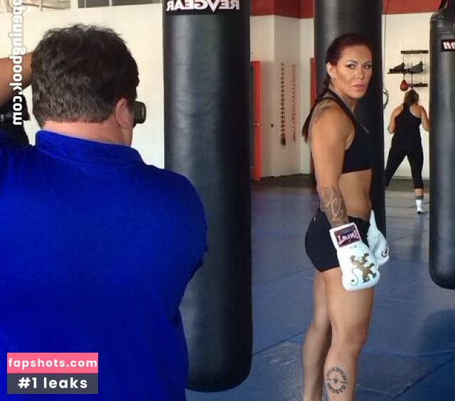 Cris Cyborg gallery photo #10