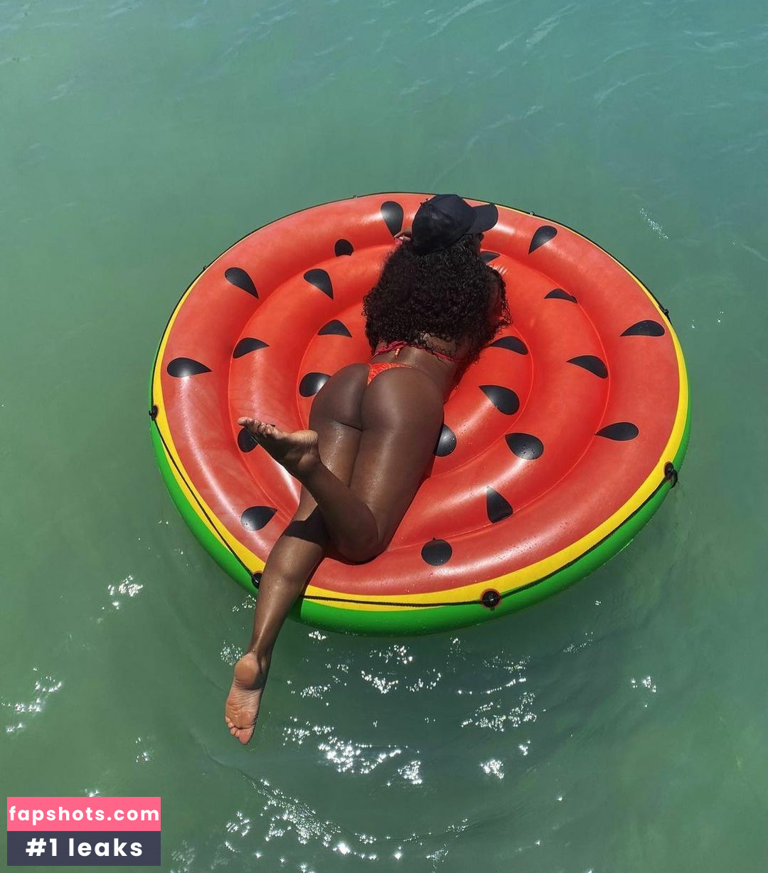 Cris Vianna gallery photo #22