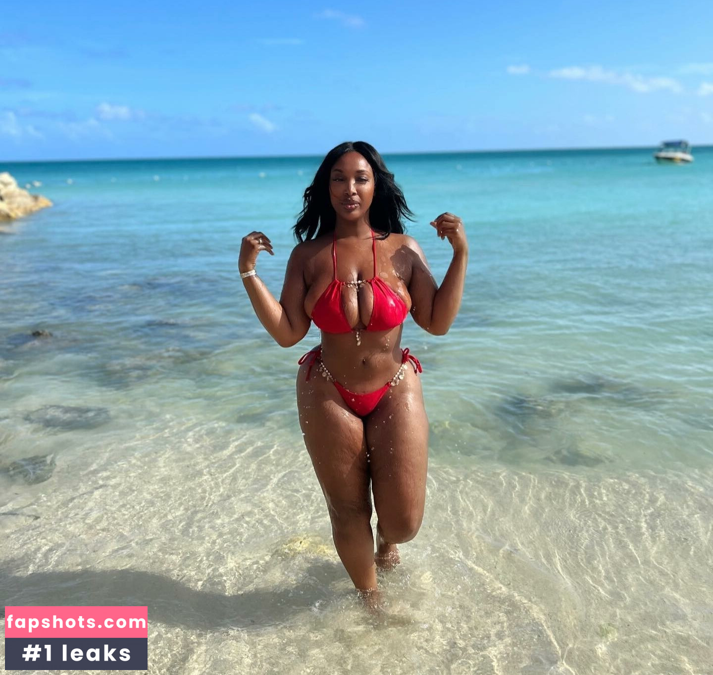 Crisanamariyah nude babe gallery