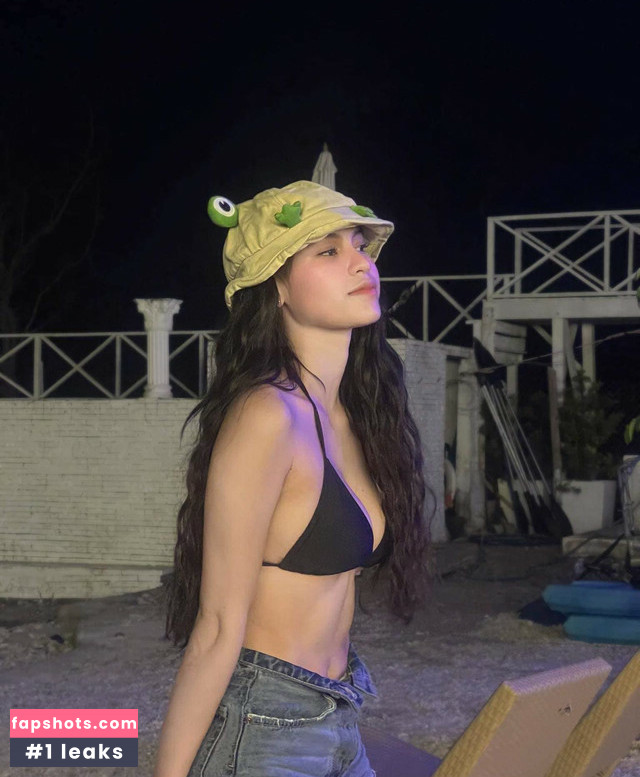 Criselda Alvarez gallery photo #21