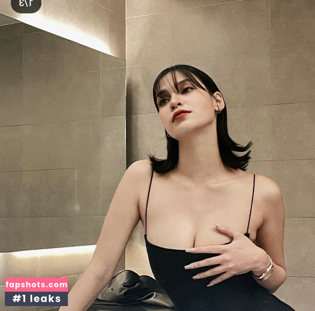 Criselda Alvarez gallery photo #65