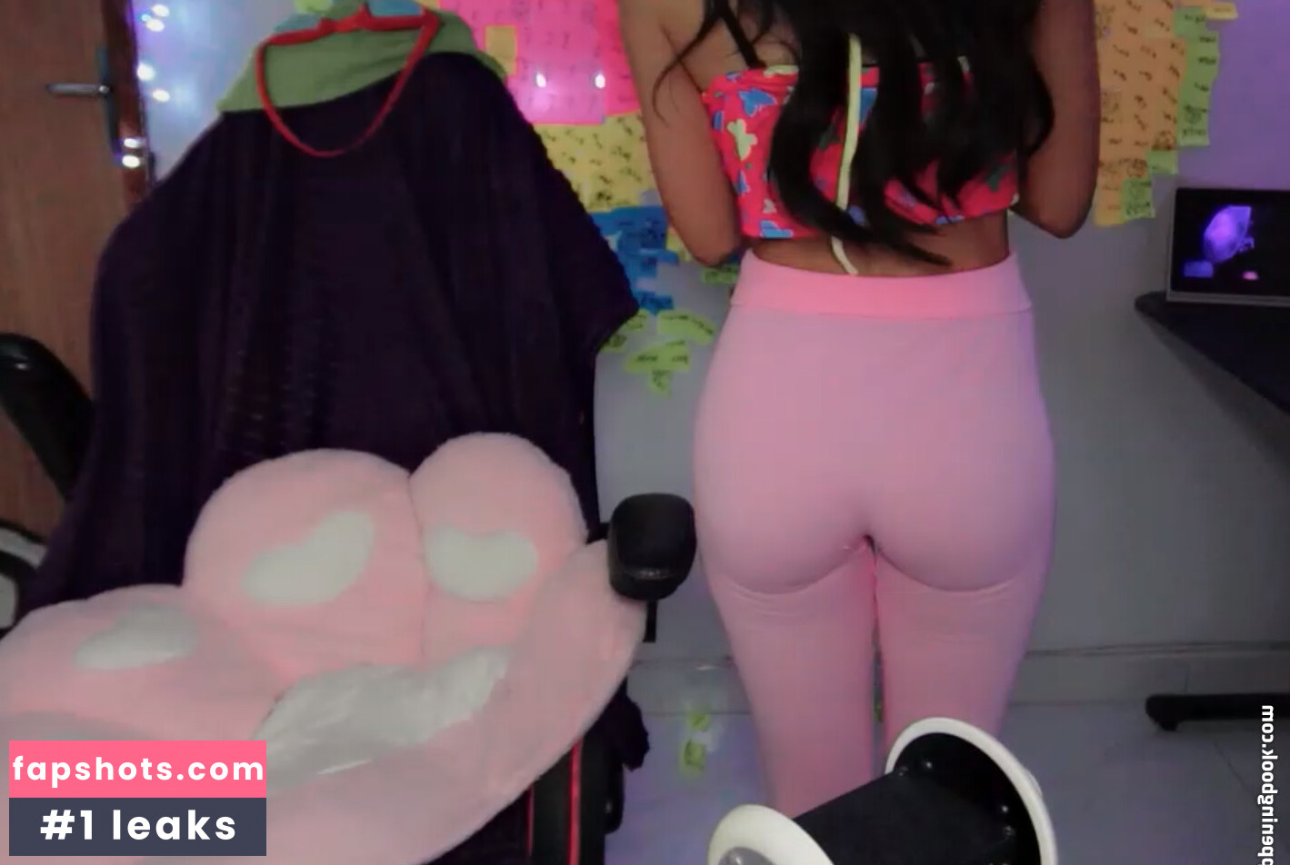 CristalU__u gallery photo #24