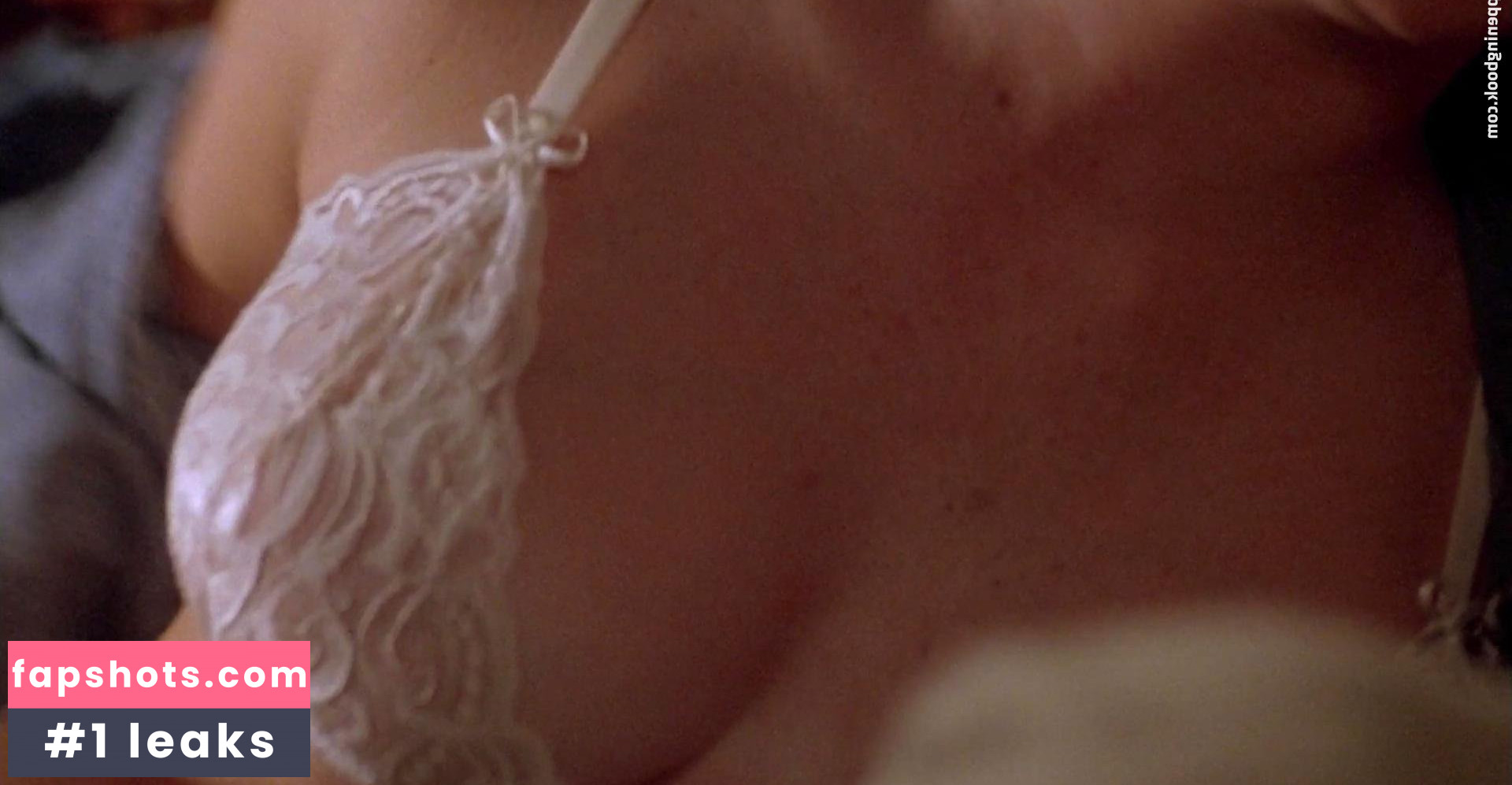 Cristi Harris gallery photo #22