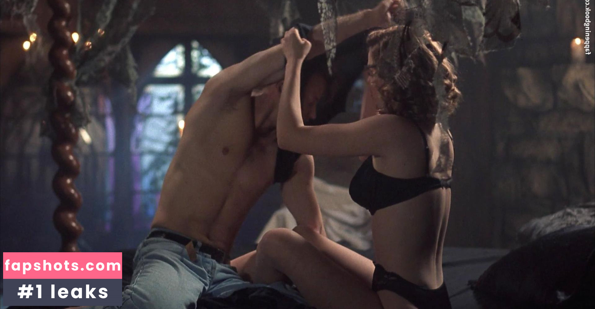 Cristi Harris gallery photo #23