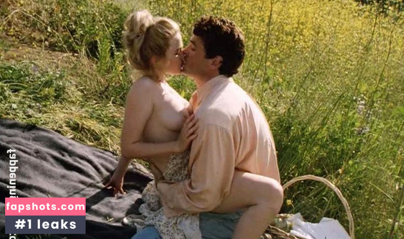 Cristi Harris gallery photo #31