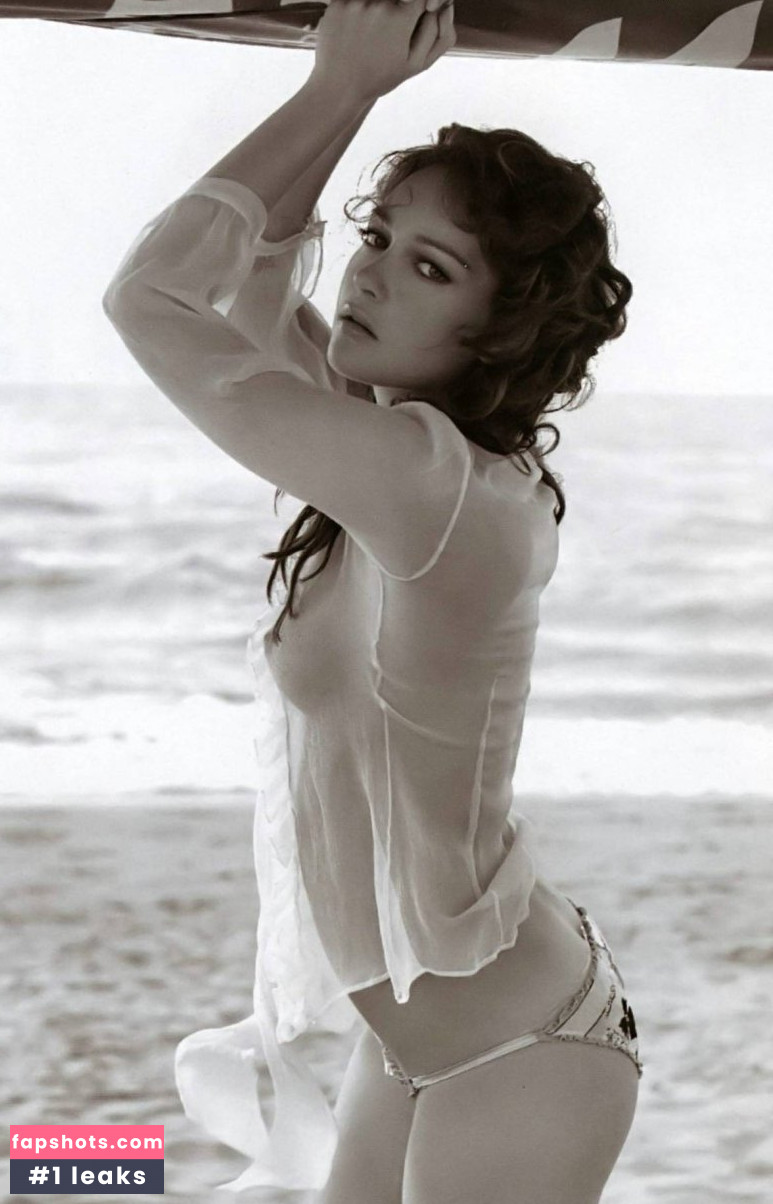 Cristiana Capotondi gallery photo #29