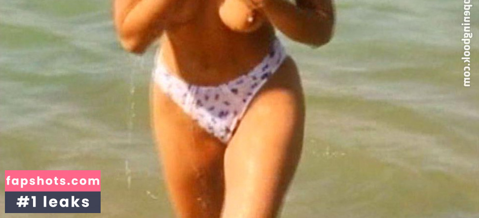 Cristiana Réali Nude Leaks OnlyFans Photos #21 - LeakJerk