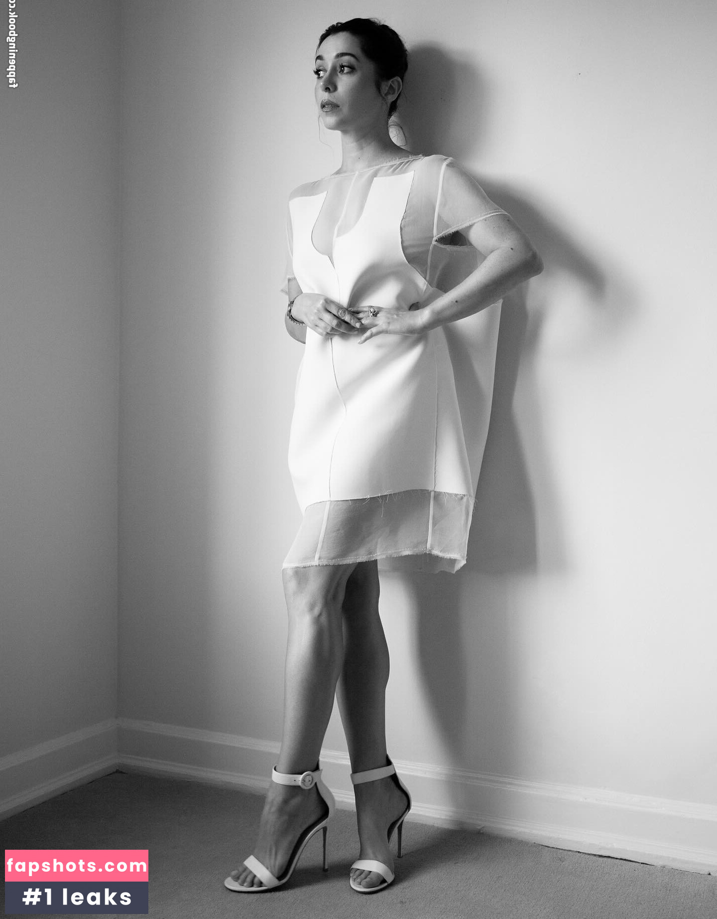 Cristin Milioti gallery photo #15