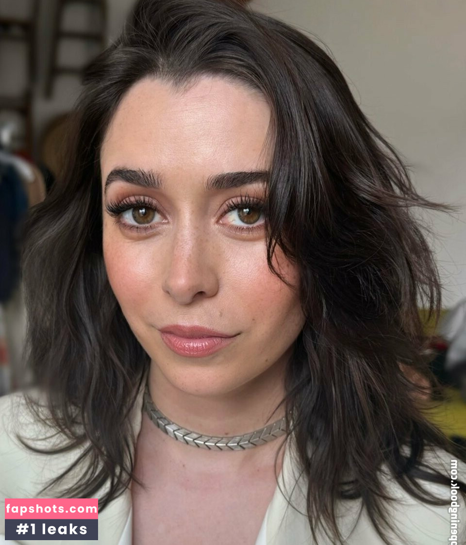 Cristin Milioti gallery photo #21