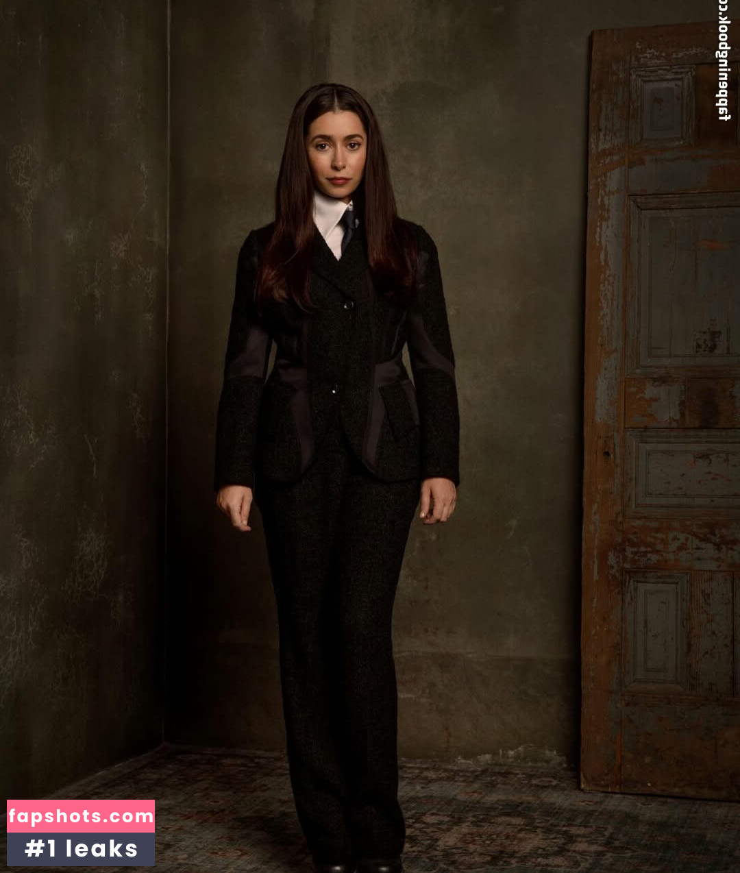 Cristin Milioti gallery photo #29