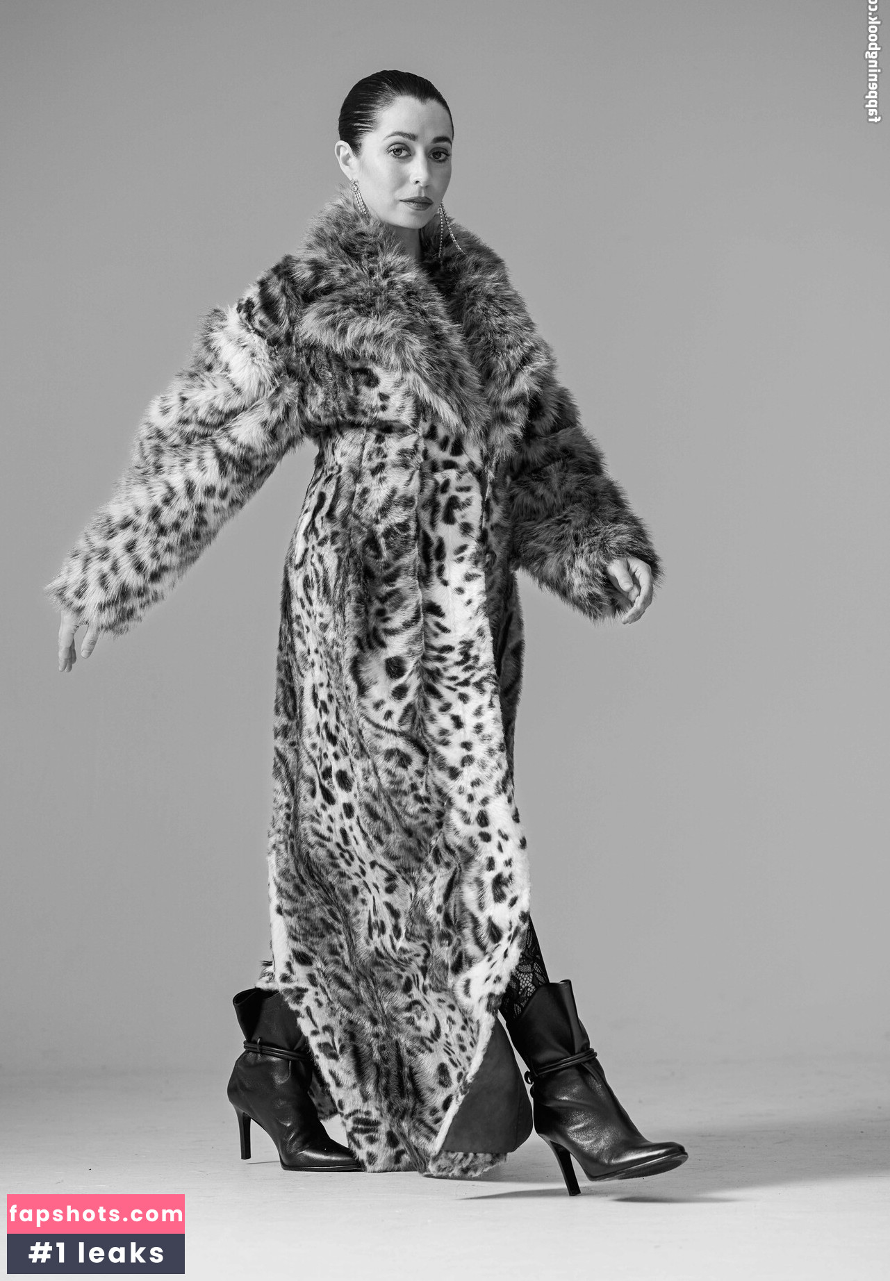 Cristin Milioti gallery photo #6