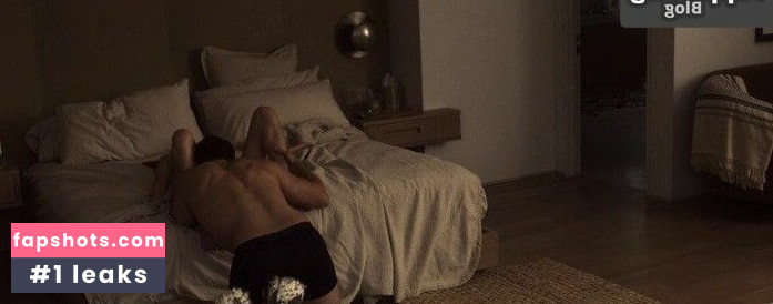 Cristin Milioti gallery photo #61