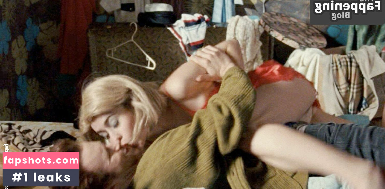 Cristin Milioti gallery photo #64