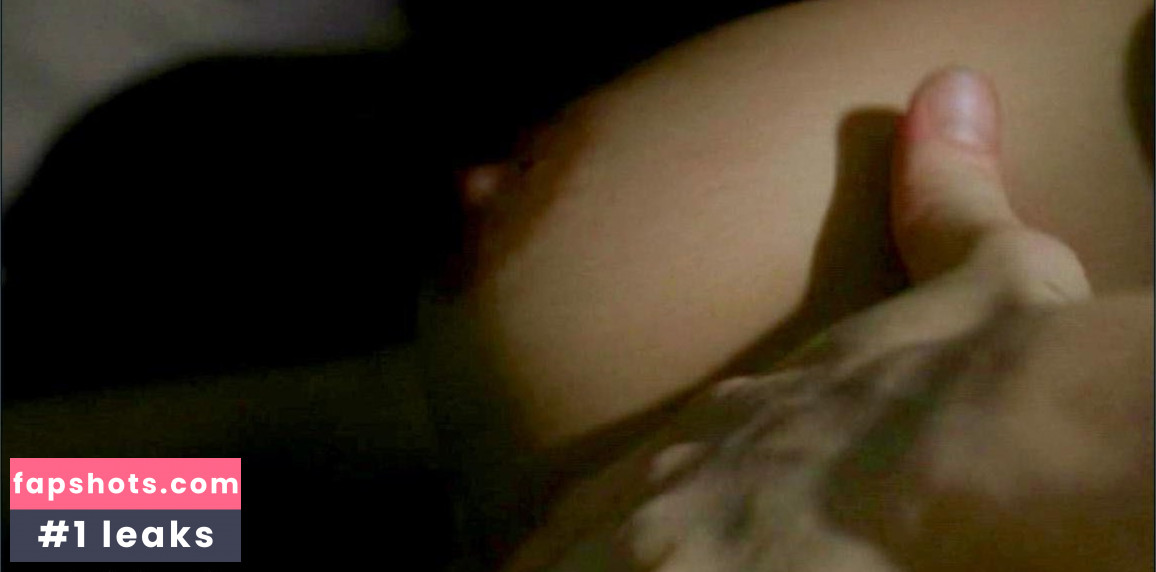 Cristina Brondo gallery photo #27