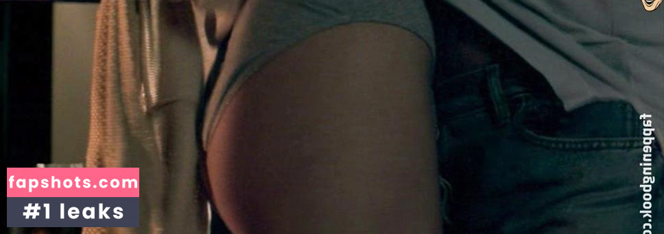 Cristina Brondo gallery photo #30