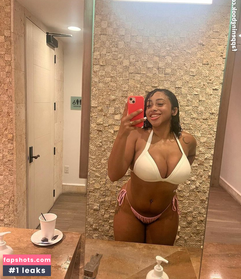 cristina.celii gallery photo #9