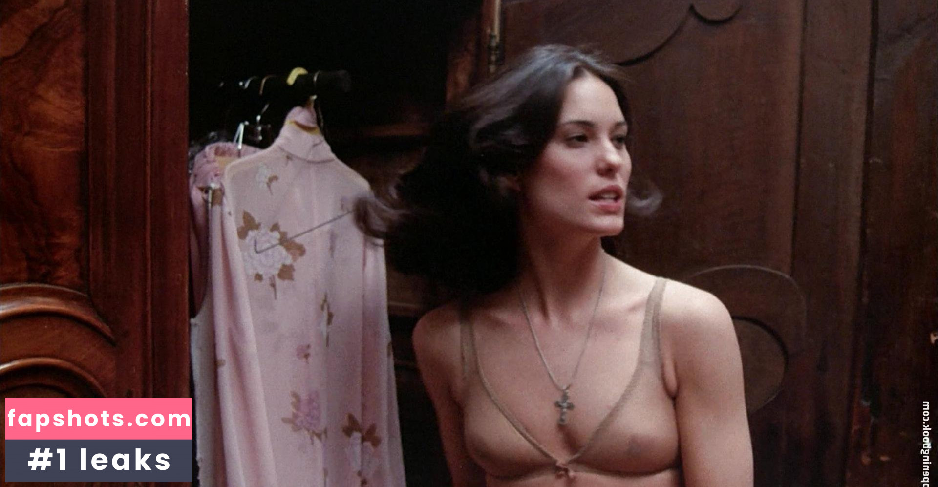 Cristina Raines gallery photo #2