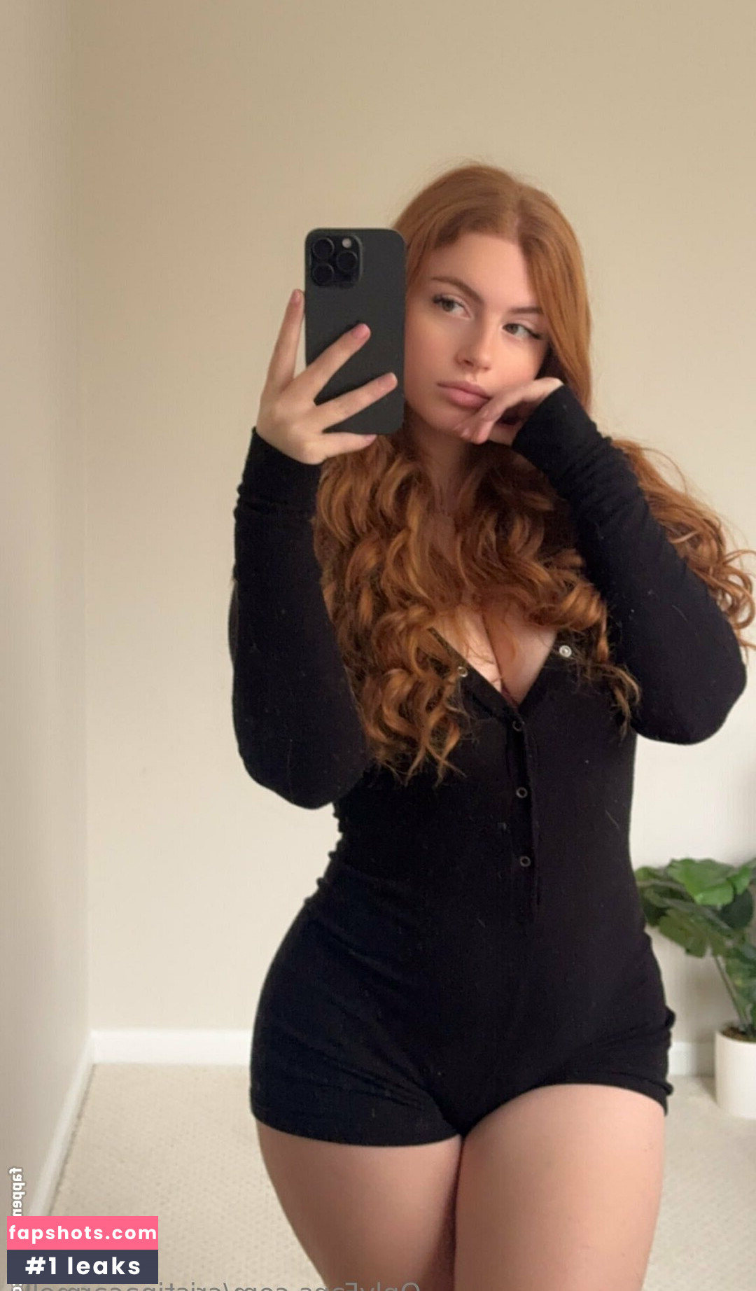 cristinacarmella Nude Leaks OnlyFans Photos #28 - Fapshots