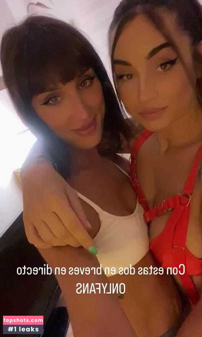 Cristinaemete gallery photo #11