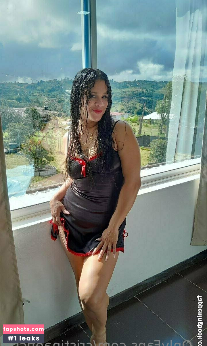 cristinaoficial Filtración Desnuda OnlyFans Foto #39 - Fapshots