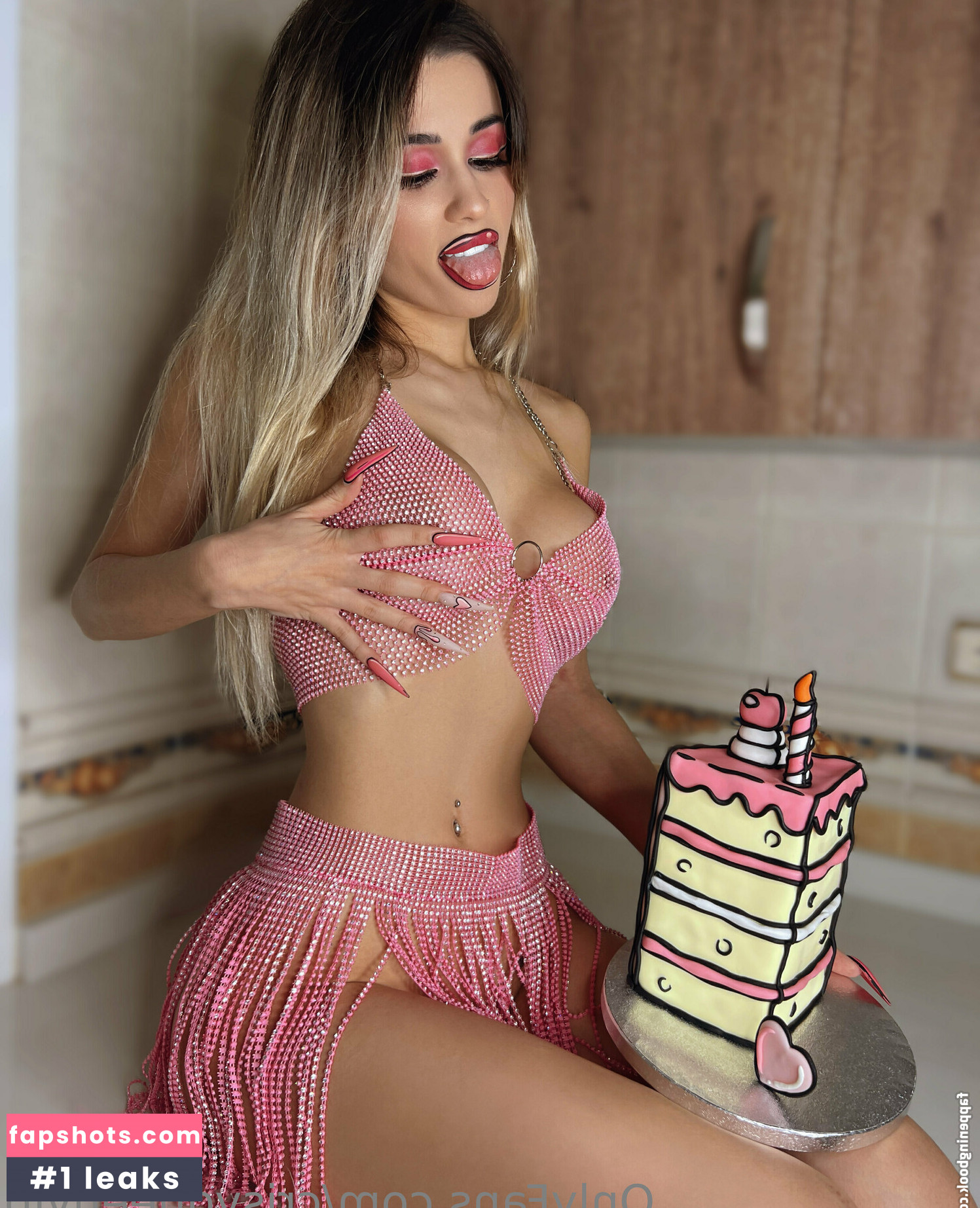 crisvqueenvip gallery photo #14