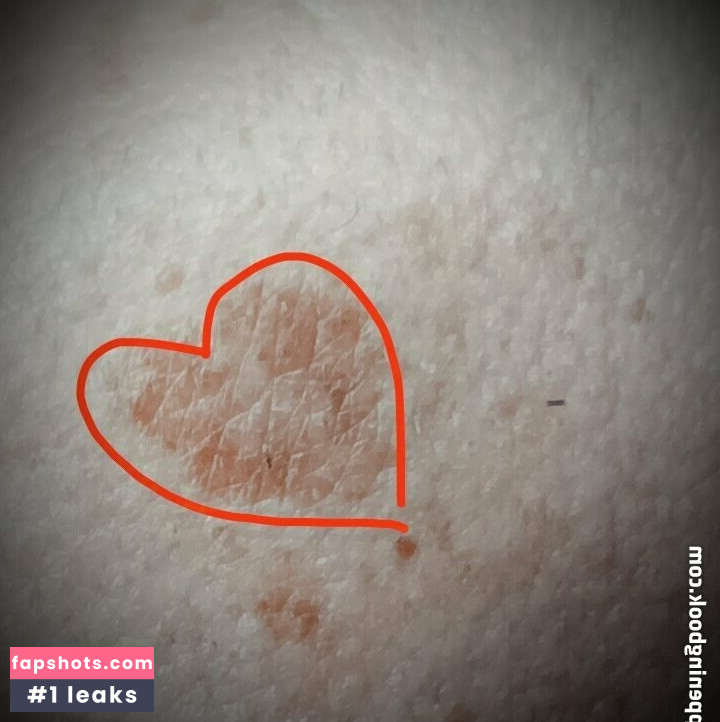 crossplay nude babe gallery