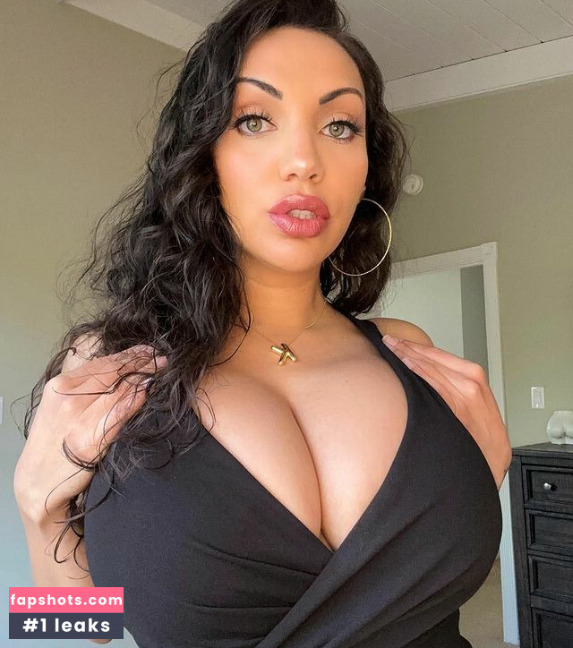 crueltyfreecurves gallery photo #6