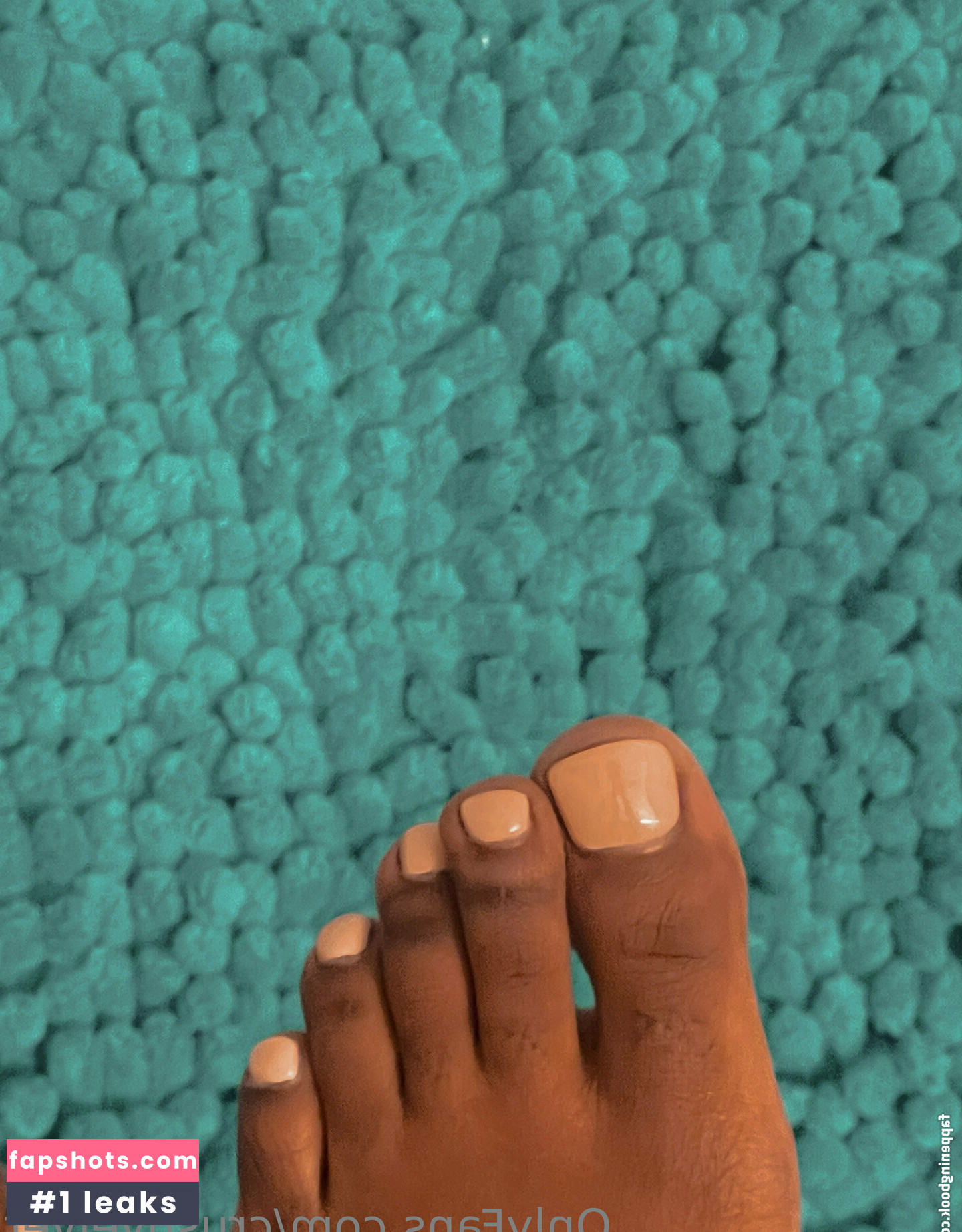 crushvelvet Nude Leaks OnlyFans Photos #37 - LeakJerk