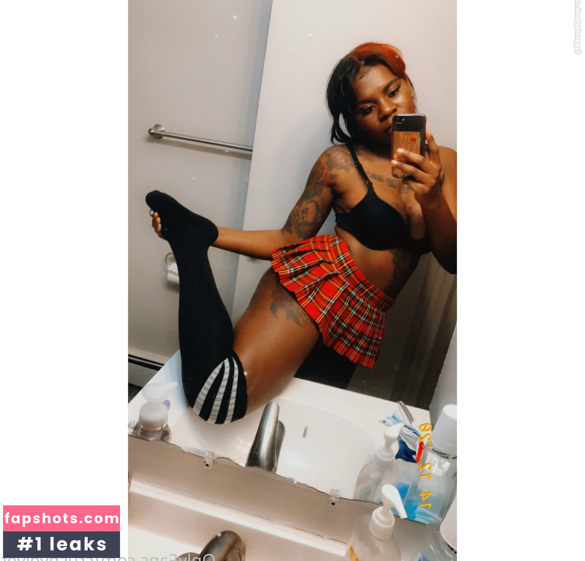 crushvelvet Nude Leaks OnlyFans Photos #55 - LeakJerk