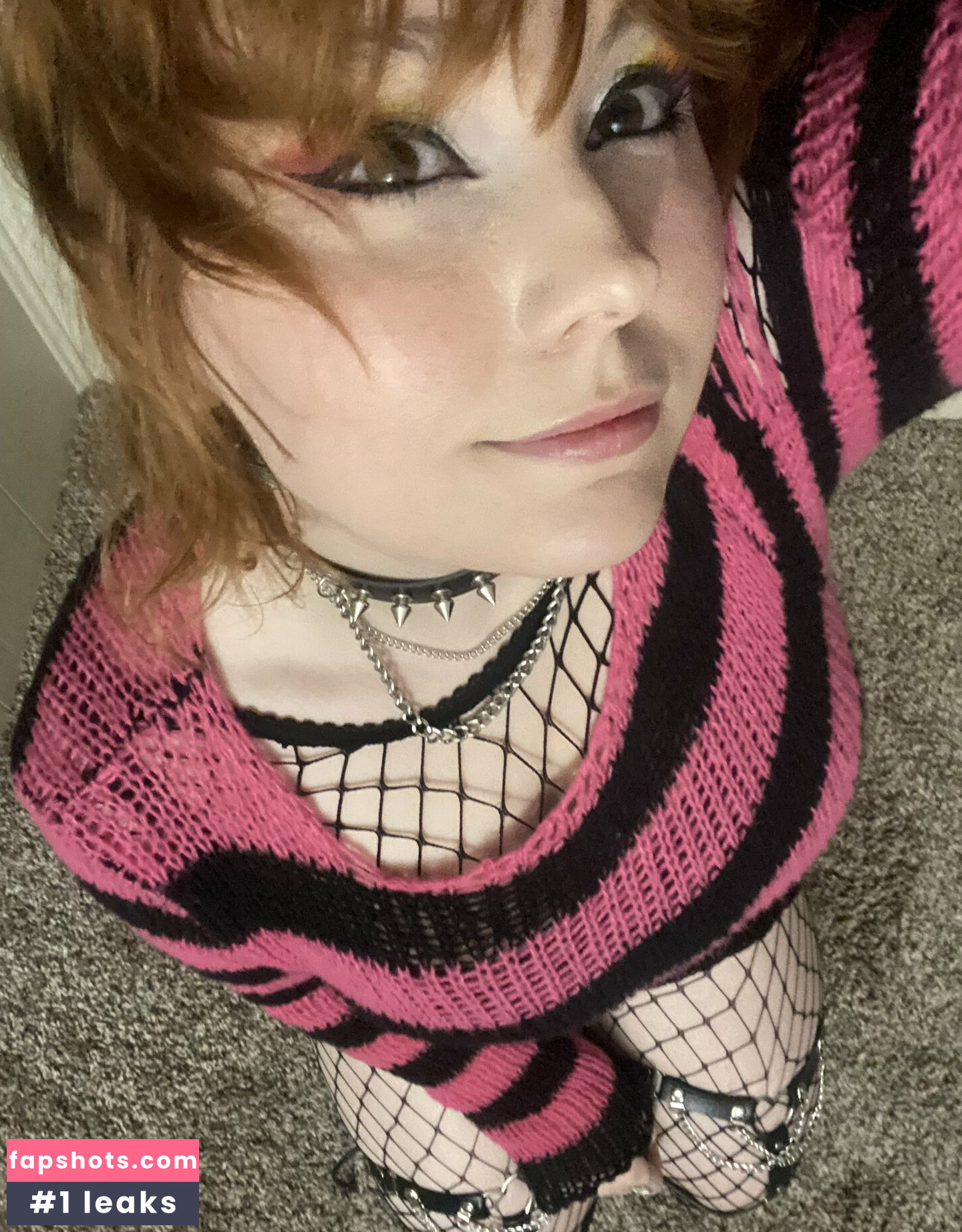 Cryptmommy gallery photo #6