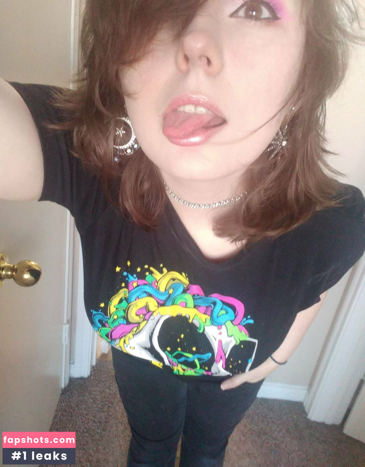 Cryptmommy gallery photo #10