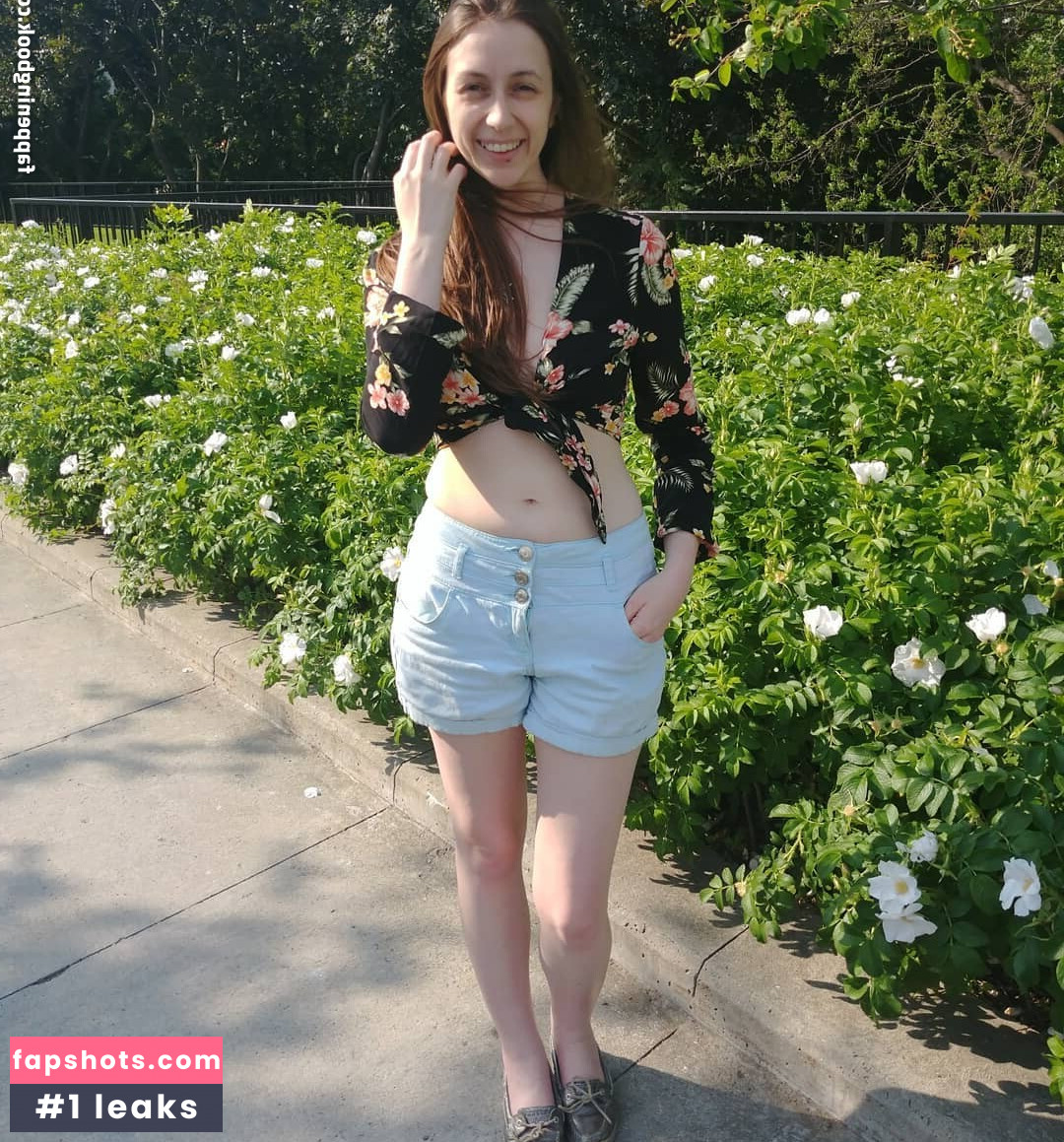 CrystAAHHL gallery photo #35