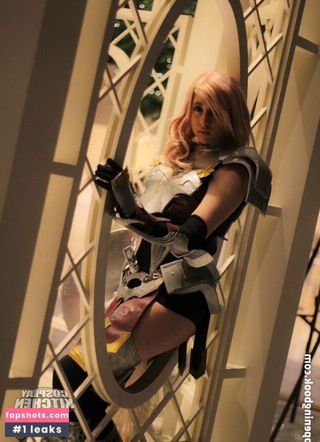 CrystAAHHL gallery photo #43