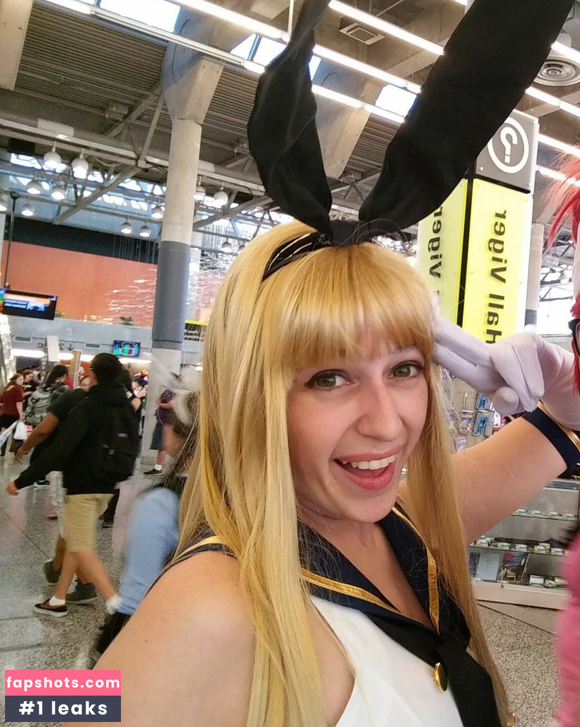 CrystAAHHL gallery photo #51