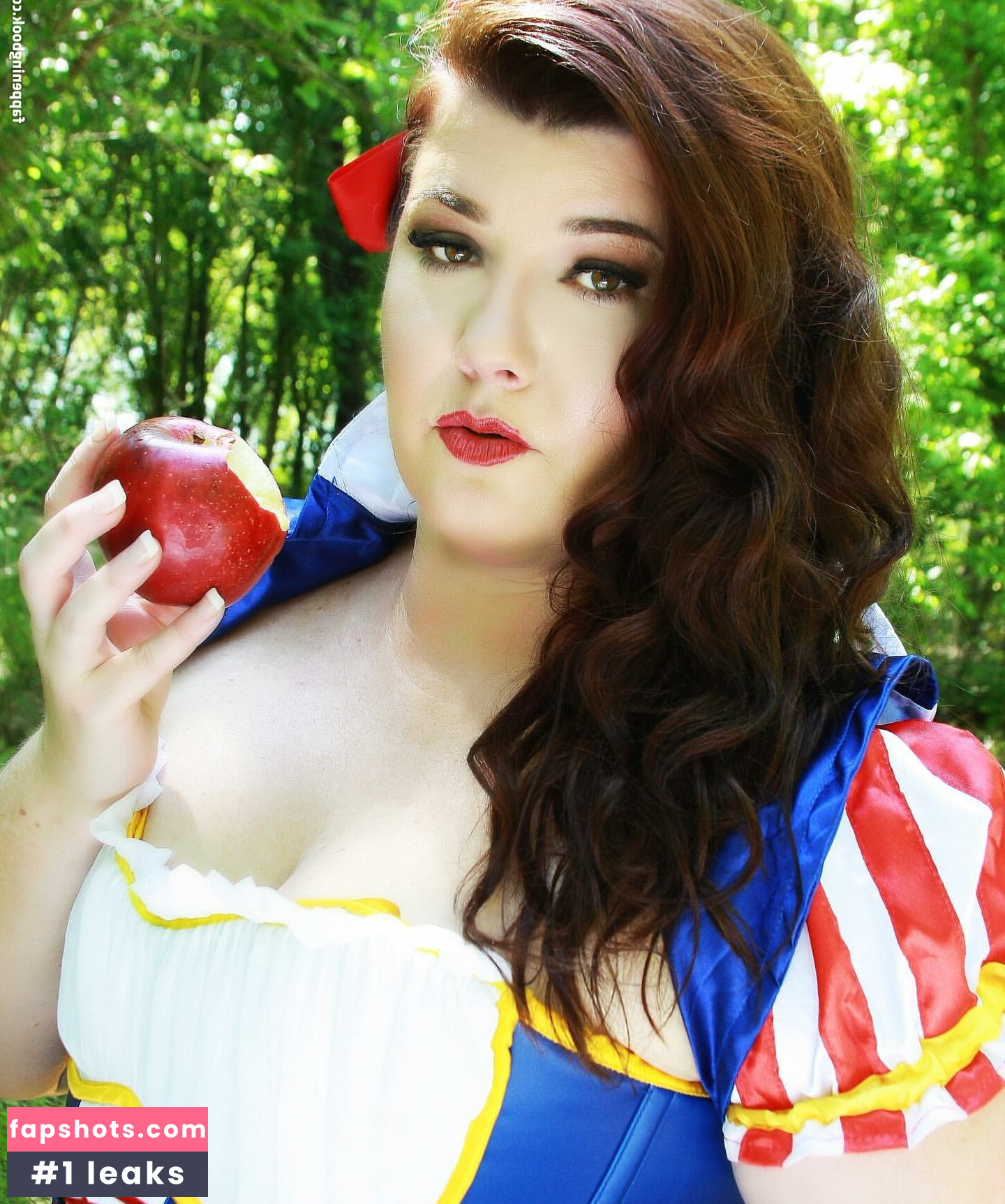 Crystal McBootay gallery photo #9