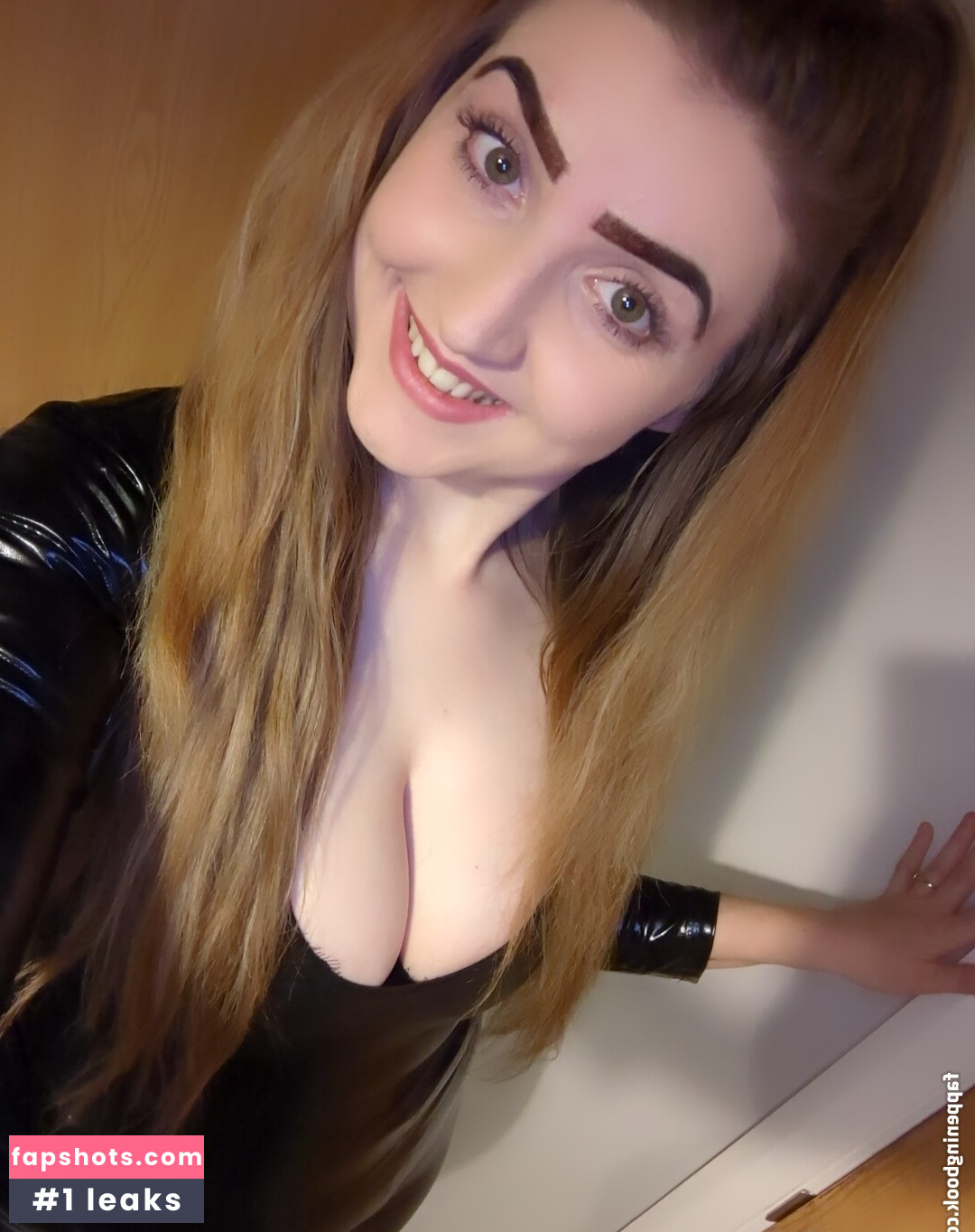 Crystal_r1992 gallery photo #17