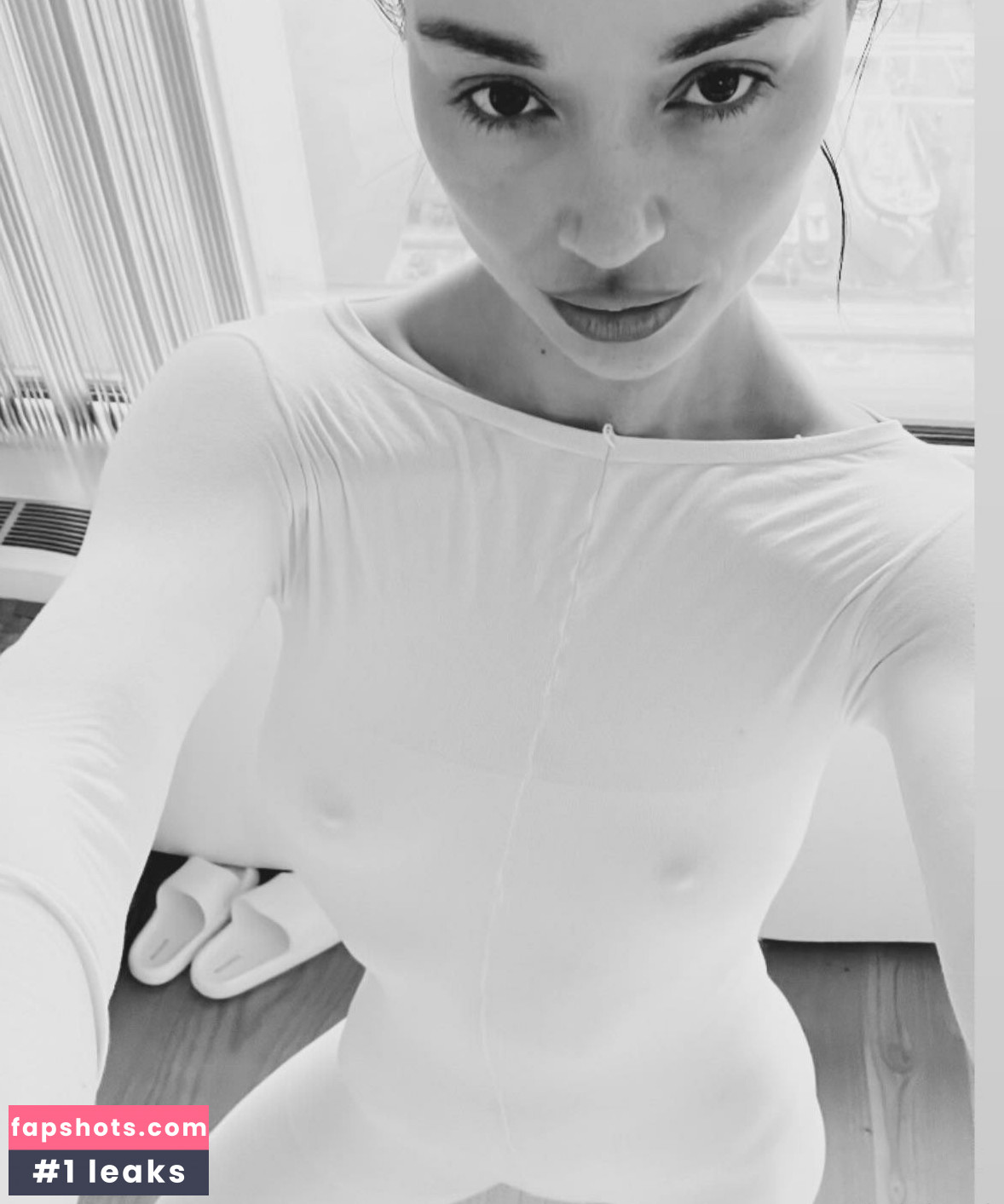 Crystal Reed Nude Leaks OnlyFans Photos #2 - LeakJerk