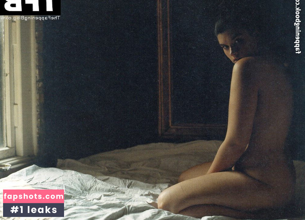 Crystal Renn Nude Leaks OnlyFans Photos #11 - LeakJerk