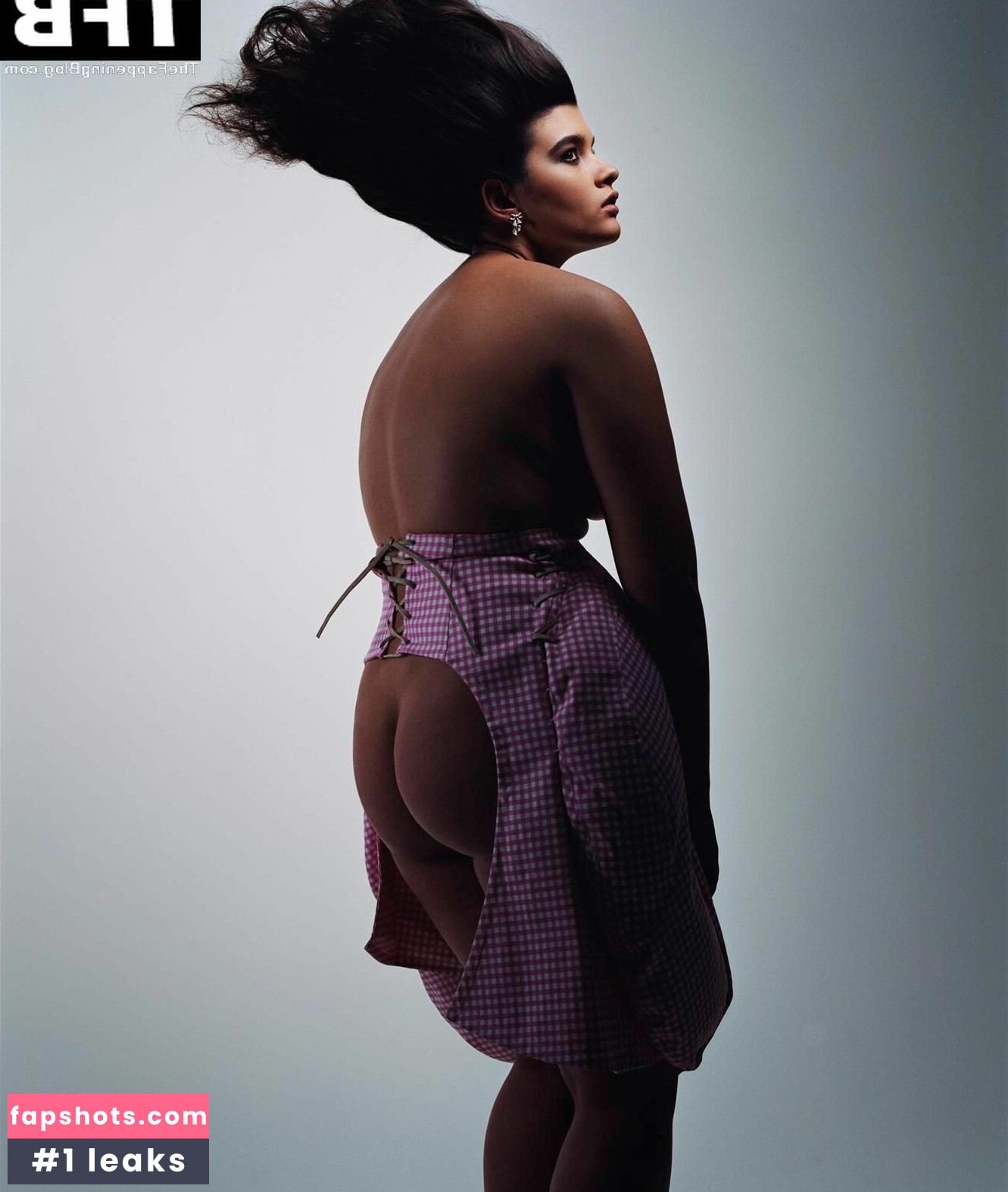 Crystal Renn Nude Leaks OnlyFans Photos #20 - LeakJerk