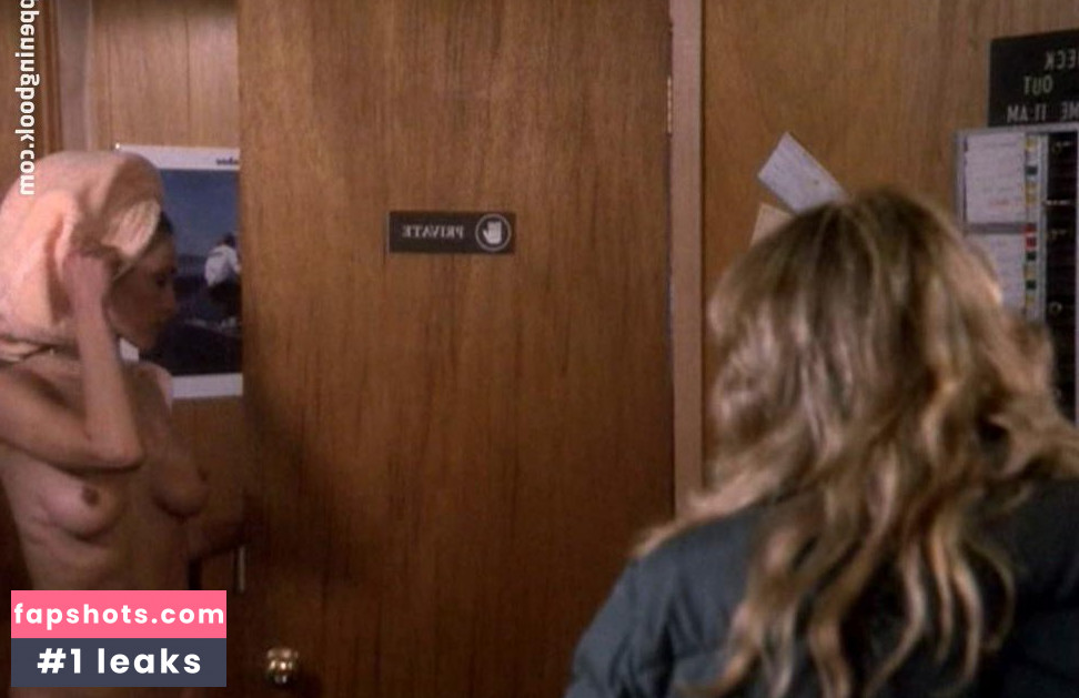 Crystal Smith gallery photo #2