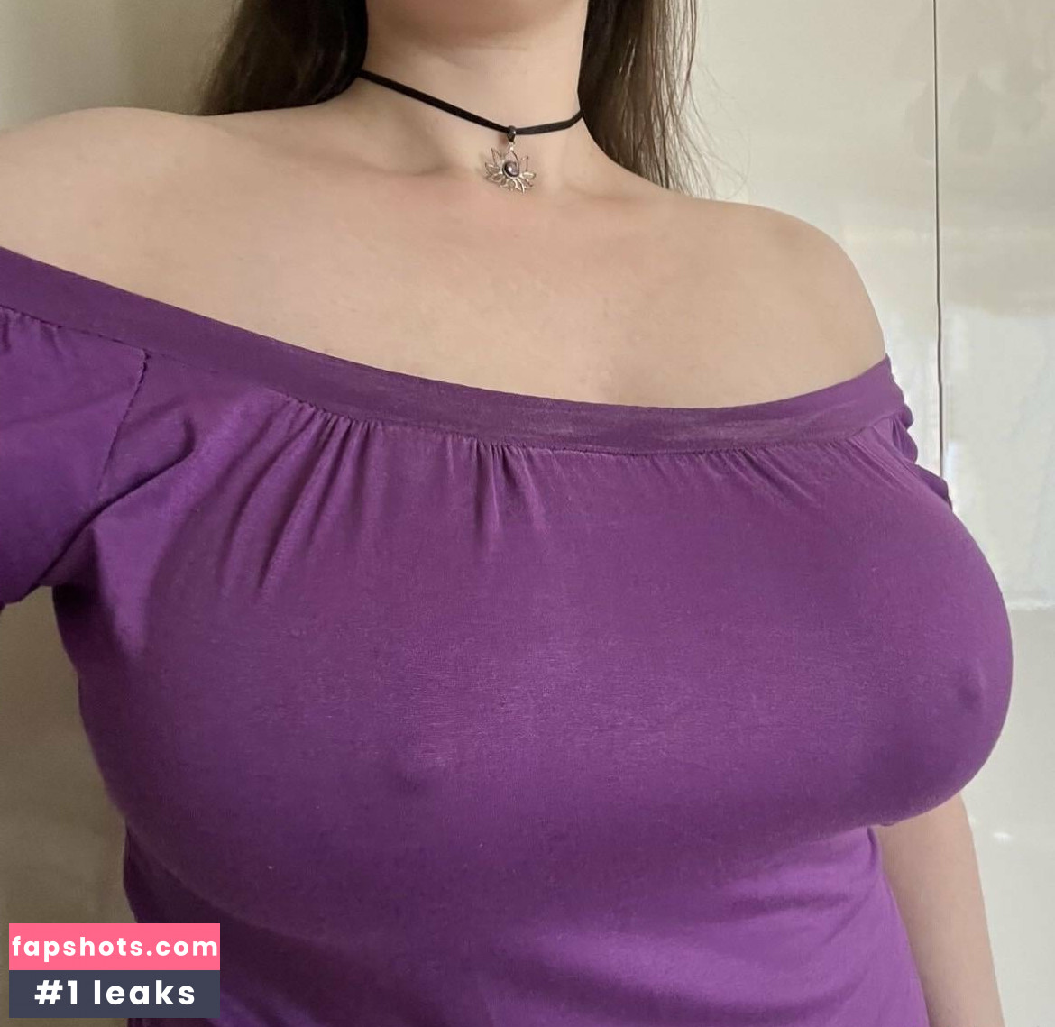 CrystalShantelle nude babe gallery