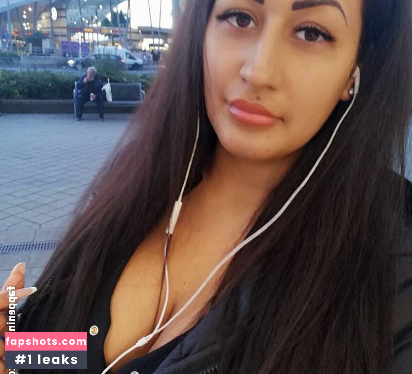 Csimbora Barbara Nude Leaks OnlyFans Photos #25 - LeakJerk