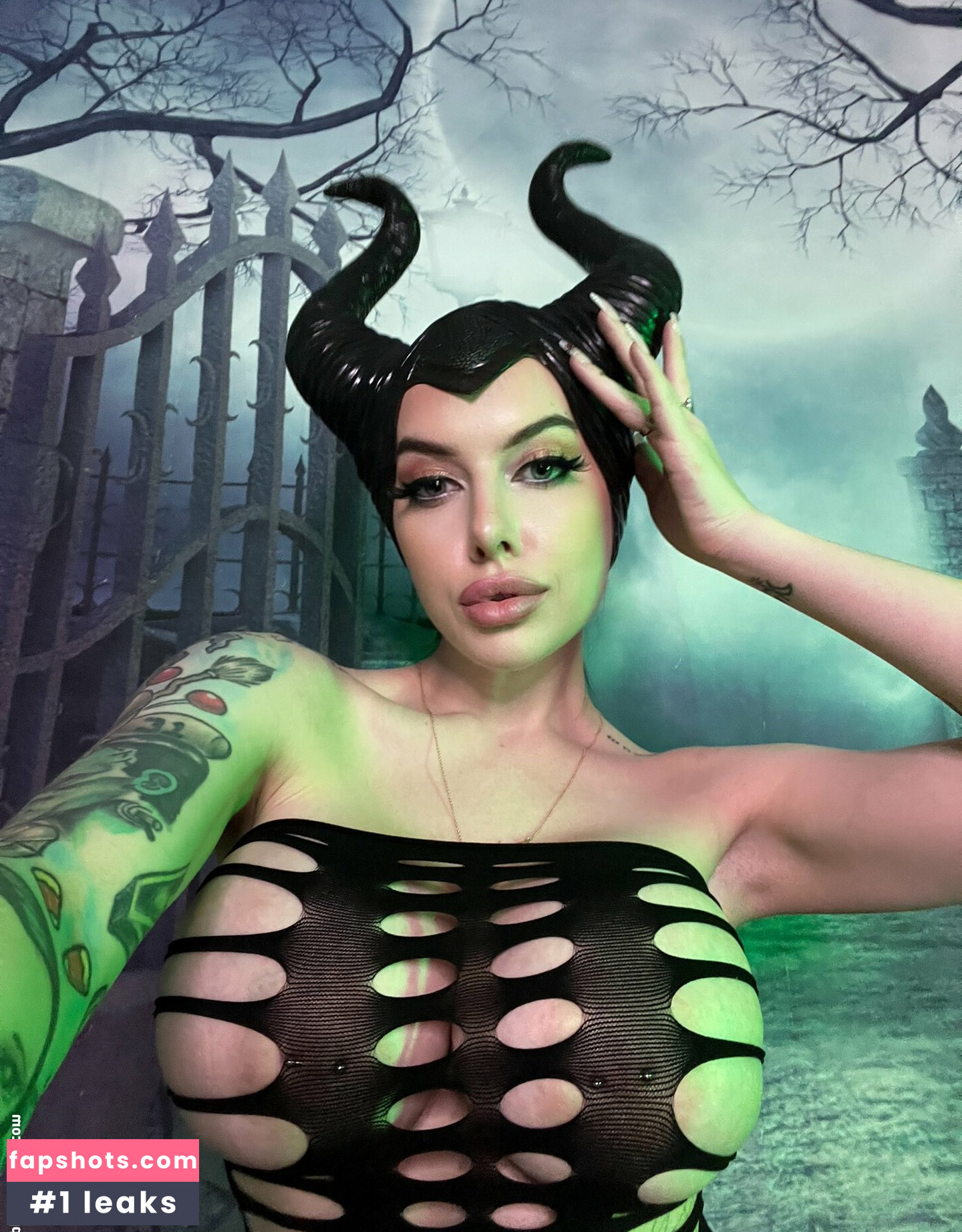 Cubbi Thompson gallery photo #39