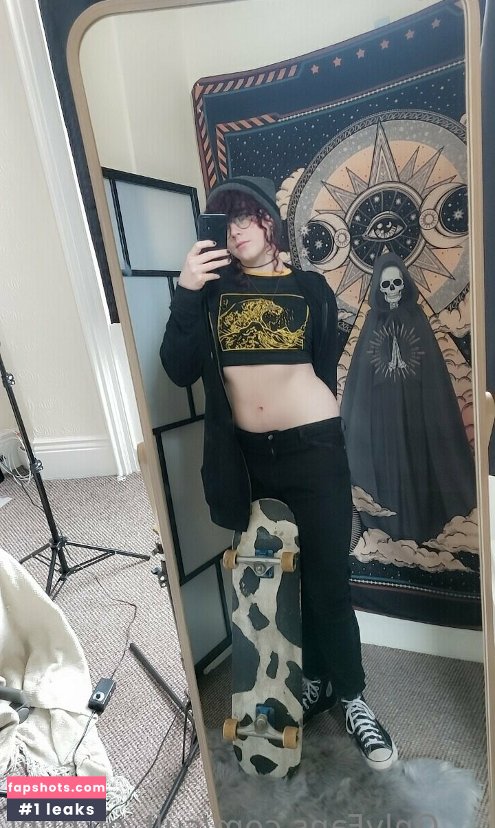 cult_of_nuni gallery photo #14