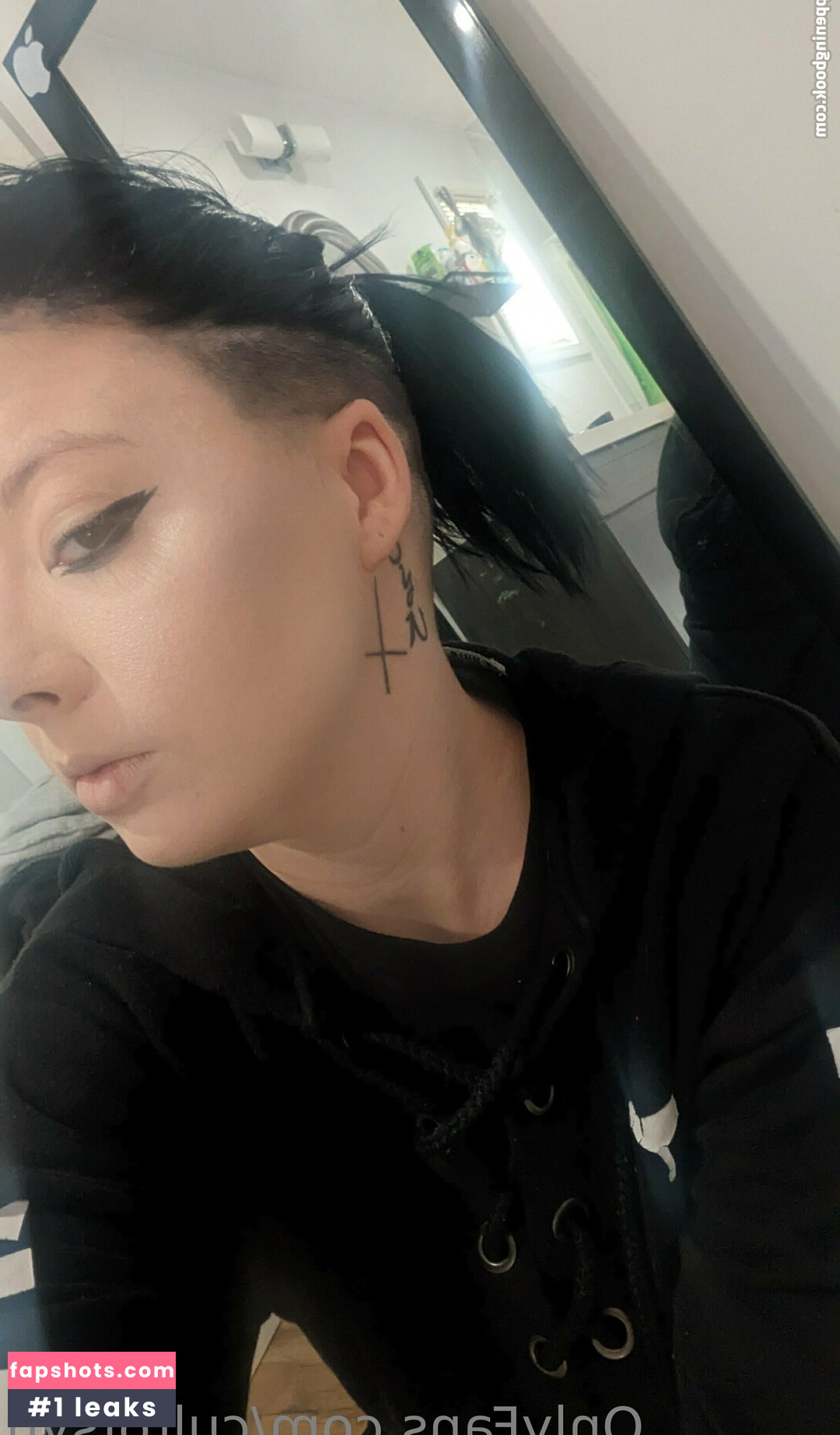 cultofsyn nude babe gallery